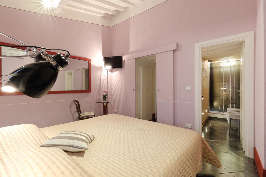 Uffizi Harmony Bed & Breakfast Florence Room photo